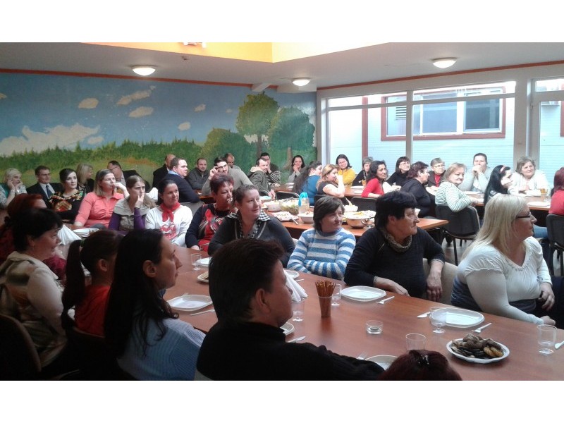 Nőnapi k&ouml;sz&ouml;nt&eacute;s 2015 