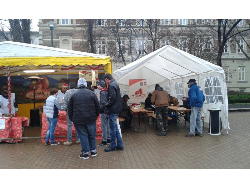 J&oacute;t&eacute;konys&aacute;gi toj&aacute;sr&aacute;ntotta oszt&aacute;s 2014 