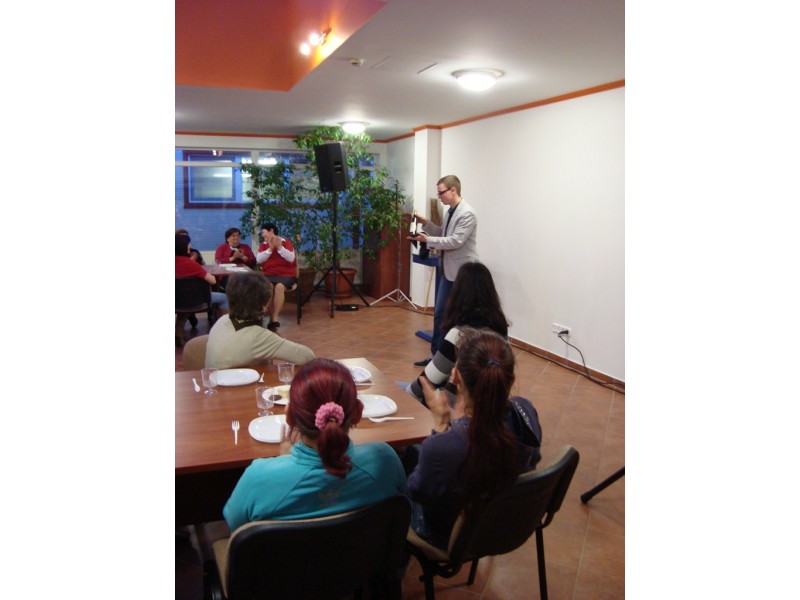 Nőnapi k&ouml;sz&ouml;nt&eacute;s 2016 