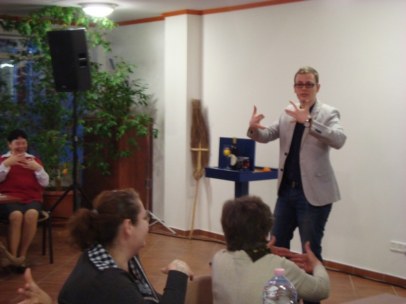 Nőnapi k&ouml;sz&ouml;nt&eacute;s 2016 