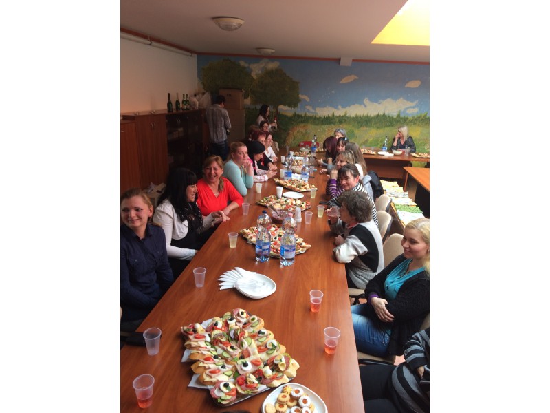 Nőnapi k&ouml;sz&ouml;nt&eacute;s 2017 