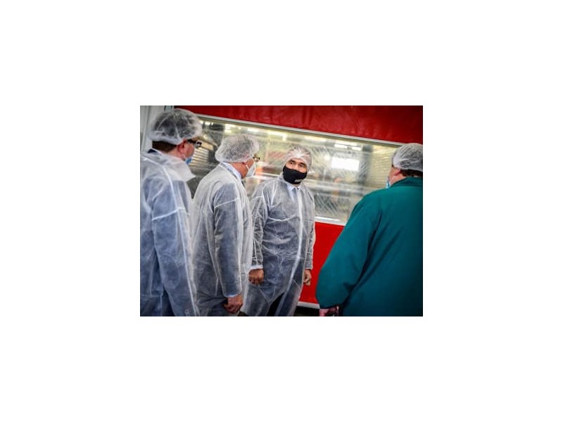 dr. Nagy Istv&aacute;n Agr&aacute;rminiszter &Uacute;r l&aacute;togat&aacute;sa toj&aacute;scsomagol&oacute; k&ouml;zpontunkban