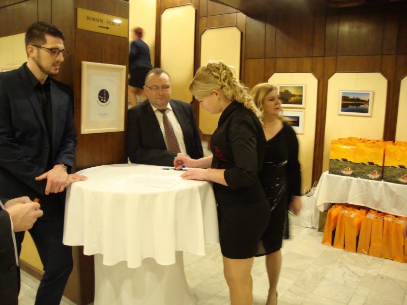 Kar&aacute;csonyi &eacute;vz&aacute;r&oacute; rendezv&eacute;ny